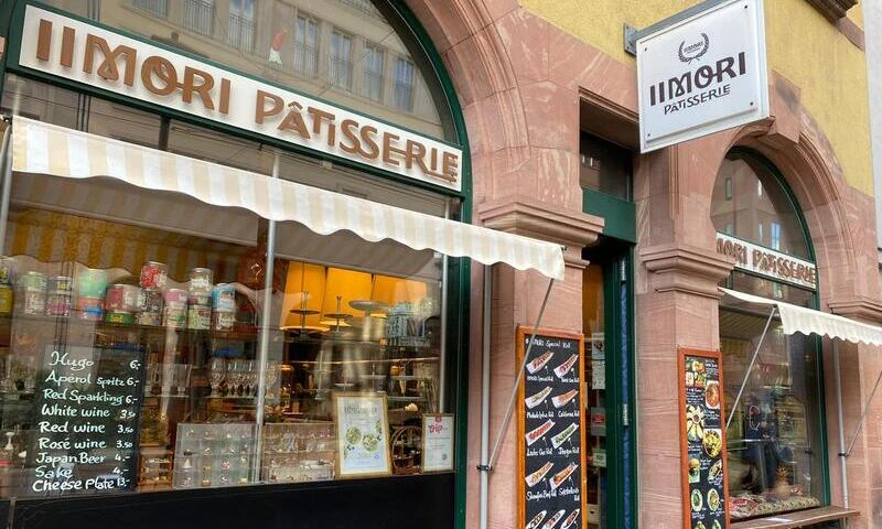 Der Eingang der IIMORI Pâtisserie in der Braubachstraße 24 in Frankfurt